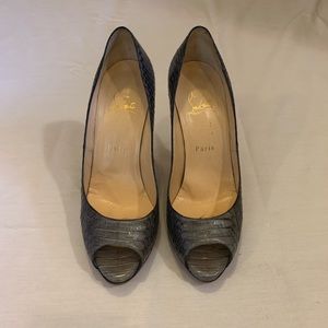 Grey crocodile peep toe Louboutin